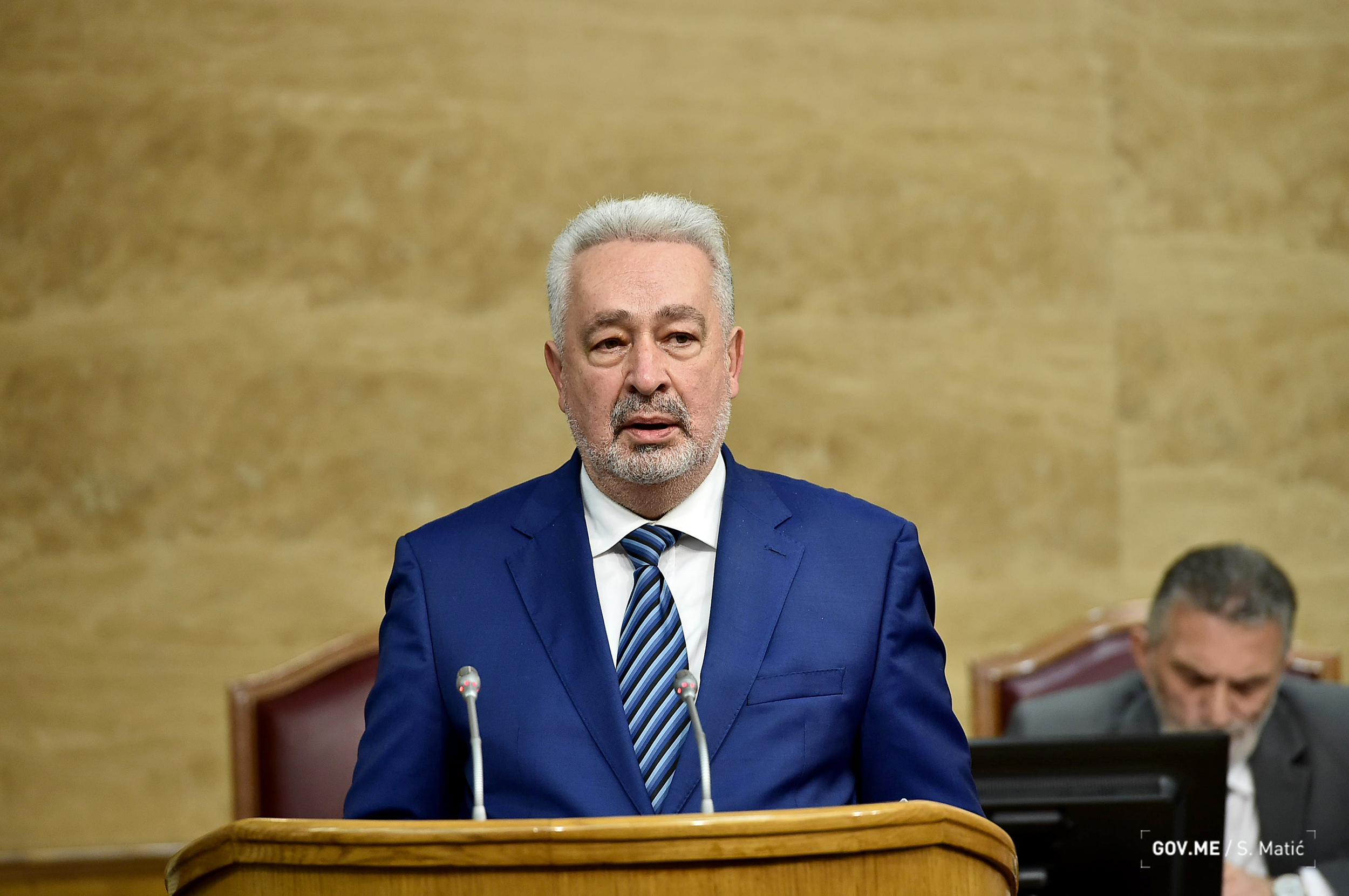 Naučni radovi premijera Krivokapića: Veze stolice i neuronske mreže