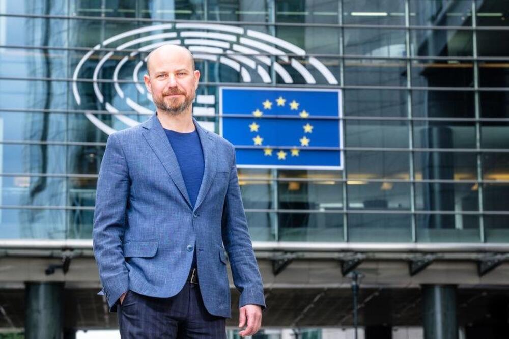 Izborom anonimnog Bilčika za izvjestioca, EU pokazala koliko „cijeni“ Srbiju i Crnu Goru!