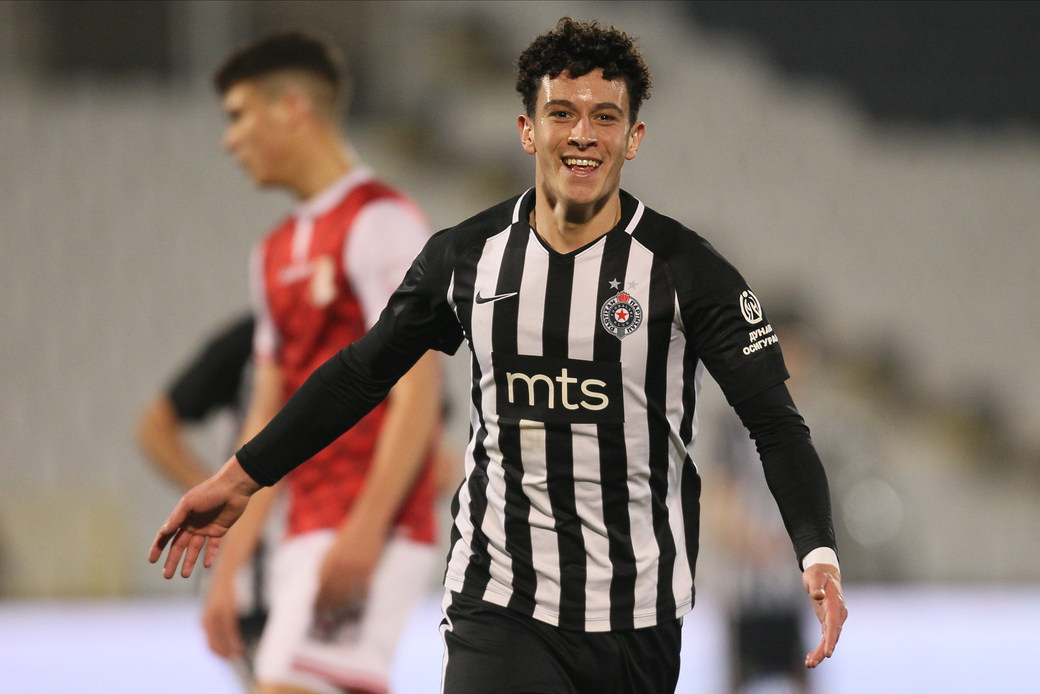 Partizan „vezao“ Jovića novim ugovorom do 2025.