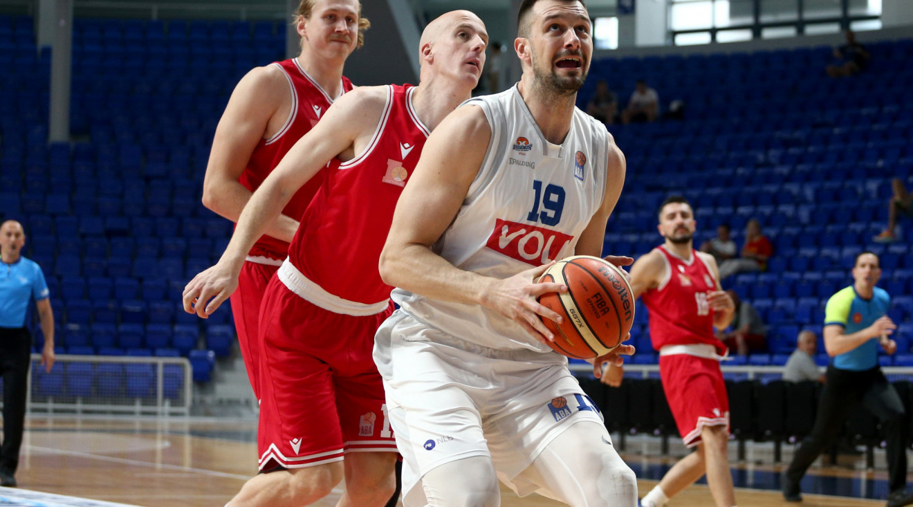 Budućnost Voli u drugom poluvremenu slomila otpor Lovćena