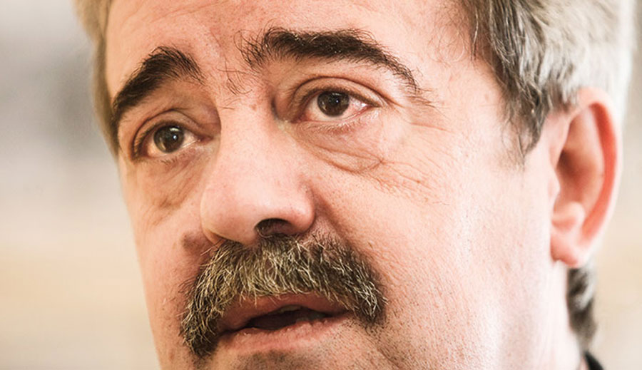 SNP: Momir Bulatović je bio neumorni borac za istinu, bila je čast biti na istom putu sa njim