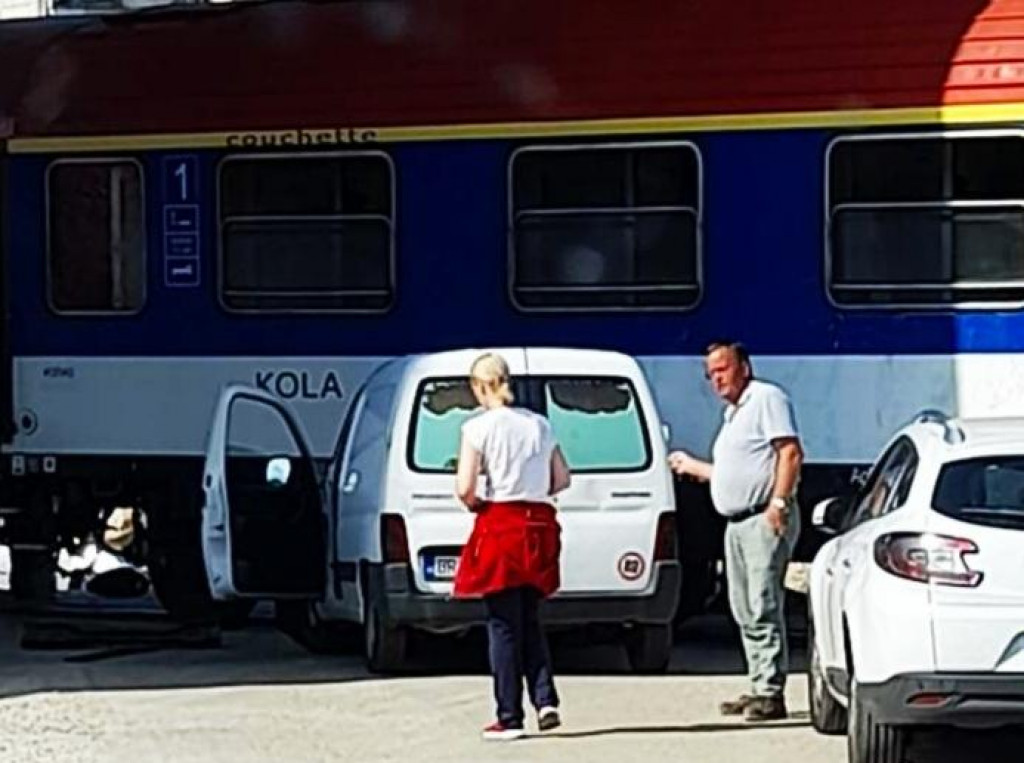Sudar voza u automobila u Bjelišima, nema povrijeđenih