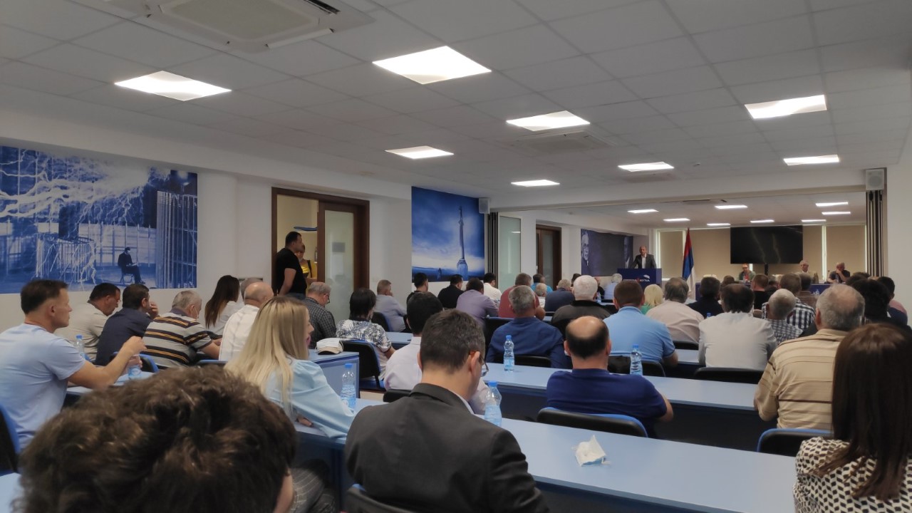 DNP: Ako Krivokapić odbije rekonstrukciju, inicirati izbor nove Vlade!