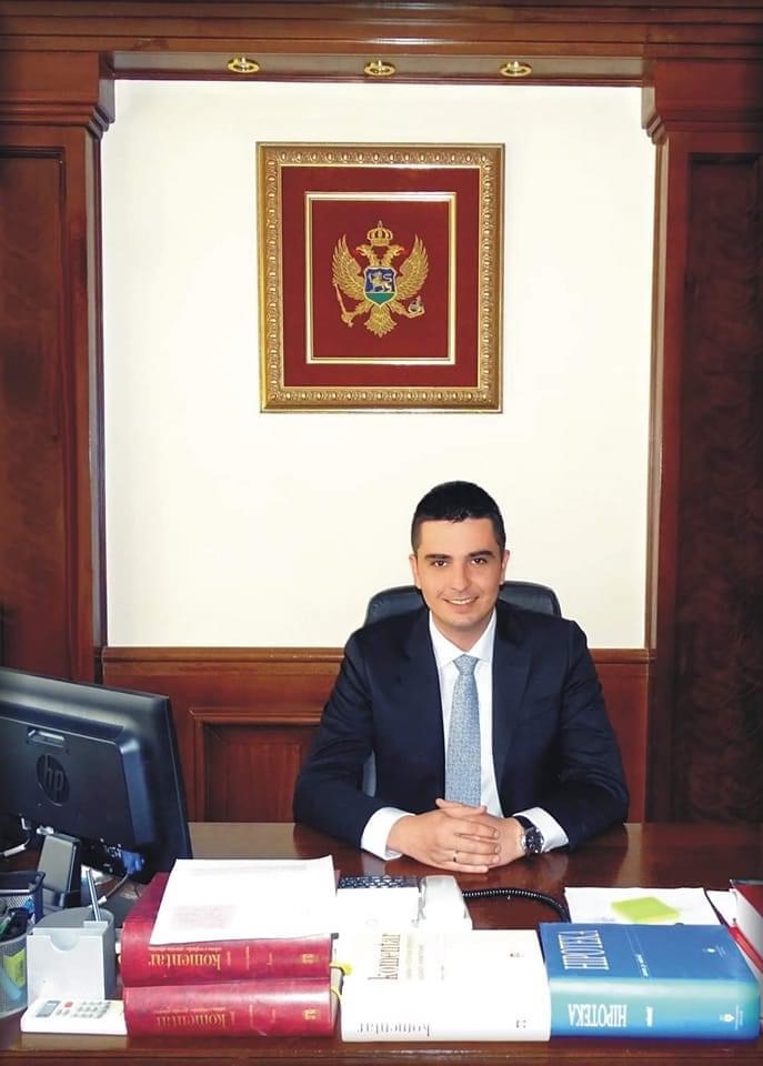 Vukićević: Velika je čast i zadovoljstvo biti „razriješen“ od strane DPS-a koji su građani razriješili!