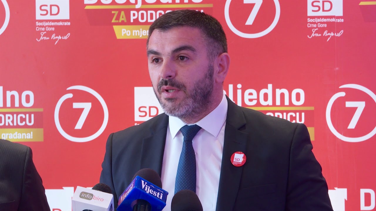 Baš je “osvježilo”: Funkcioner Ivana Brajovića sekretar kod ministra Milojka Spajića i prima platu 1.700 evra!