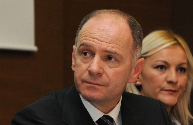 Begović ostao bez podrške kolega da u slučaju ubistva u Nikšiću prekinu obustavu rada