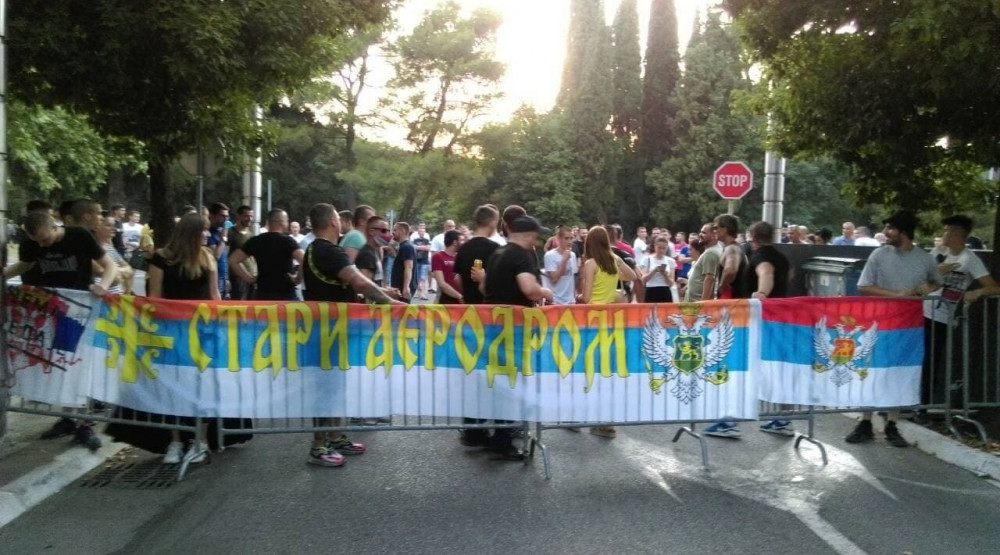 Građani protestovali zbog hapšenja Jovanovića: Dolaziće svaki dan dok ga ne oslobode
