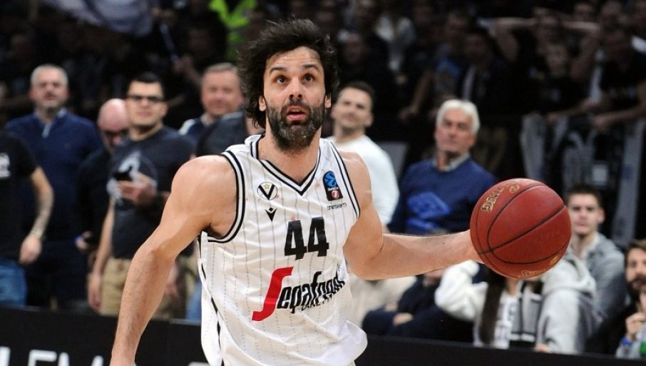 Teodosić produžio ugovor sa Virtusom
