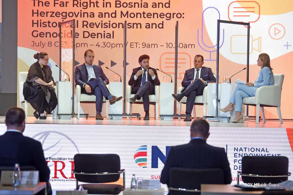 Abazović se pohvalio u Sarajevu: Smjena Leposavića pozitivan primjer za sve one koji negiraju genocid, to niko nikada nije uradio u regionu!