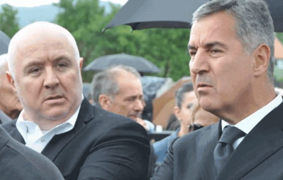 Braća Đukanović na mukama: Elektroprivreda povlači novac iz Prve banke?