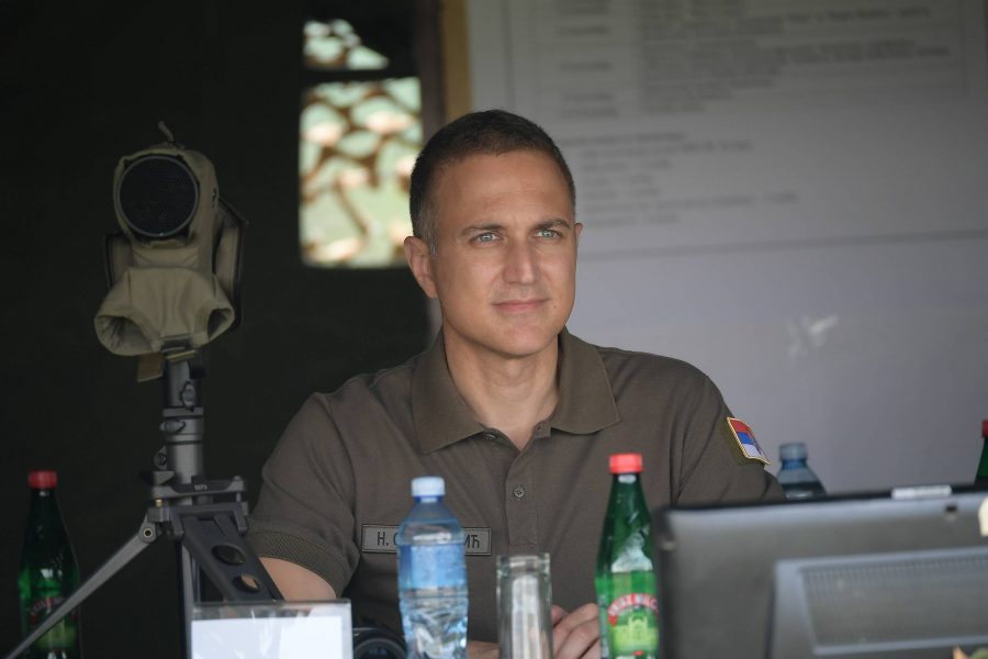 Stefanović: Srbija ekonomski napreduje, do kraja godine povećanje plate vojnicima