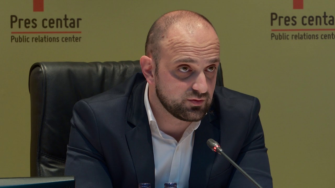 Još jednom je narod prevaren: Zdravko Krivokapić za državnog sekretara predlaže profesora sa Milovog fakulteta!