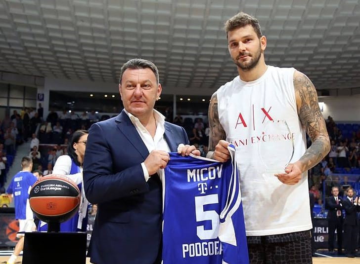 Micov potpisao za Budućnost