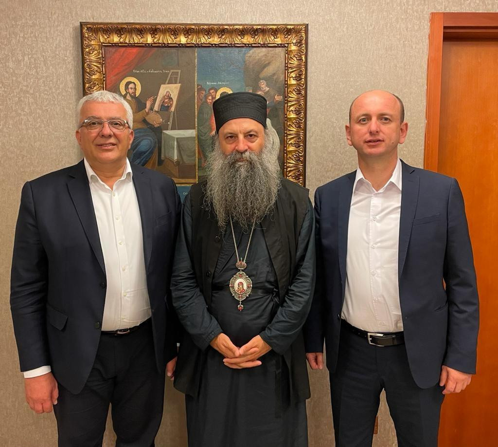 Mandić i Knežević dobili blagoslav patrijarha Porfirija da u novoj Vladi čuvaju i brane interese SPC i vjerujućeg naroda!