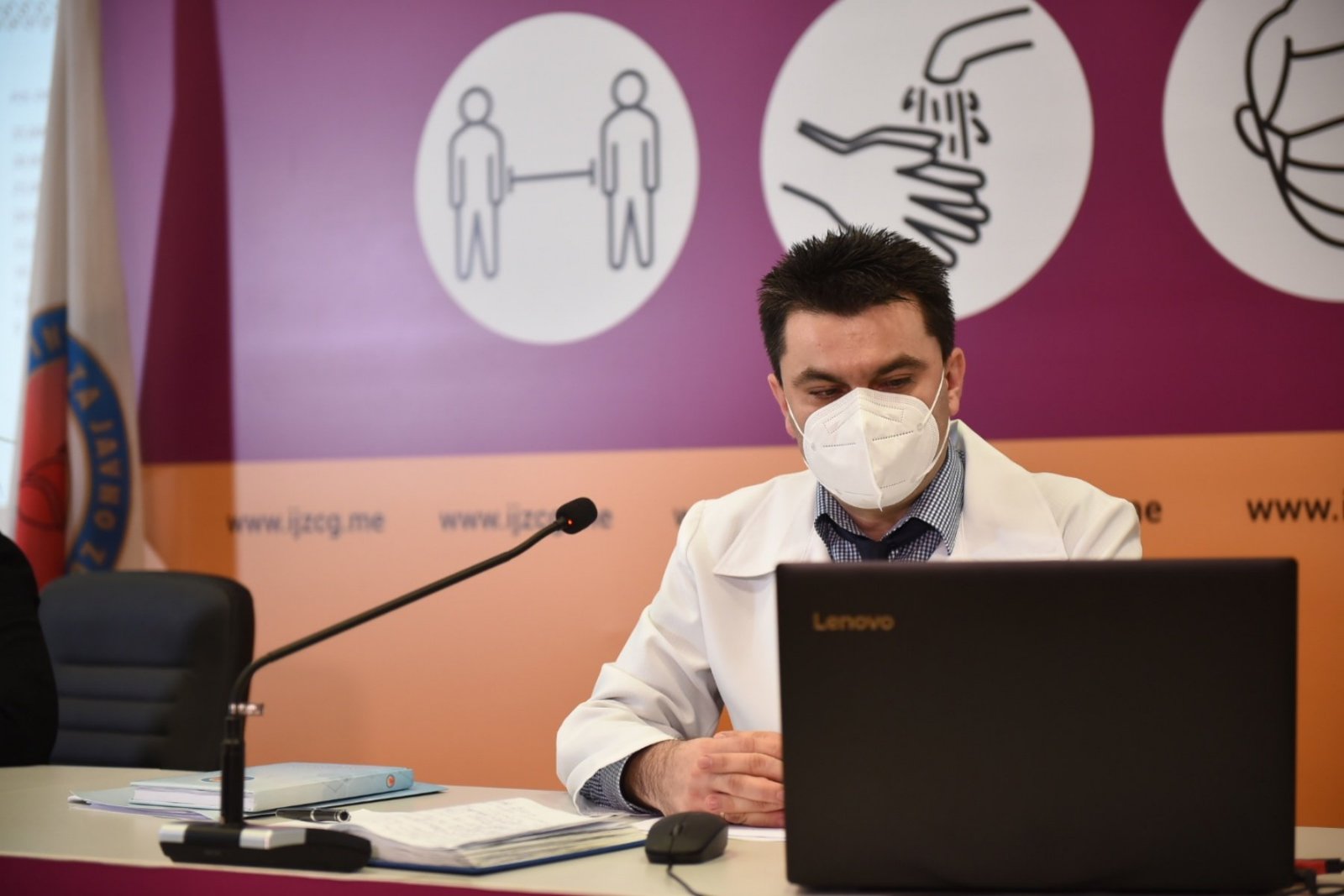 Vlada donijela nove mjere protiv pandemije: U kafanu samo ako ste vakcinisani ili preležali koronu!