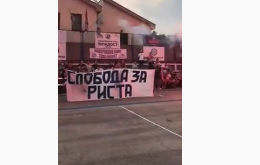 Protest u Zemunu: Sloboda za Rista Jovanovića! (VIDEO)