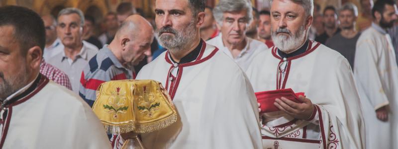 Protojerej Predrag Šćepanović: Podjele su nas skupo koštale i bile su krvave, daj Bože da djeca krenu putem pomirenja!