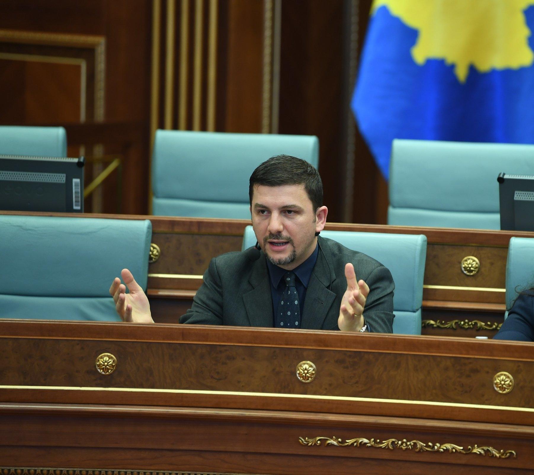 A naša Vlada sarađuje sa teroristima: Tačijev naslednik želi da dio Crne Gore pripoji tzv. državi Kosovo!
