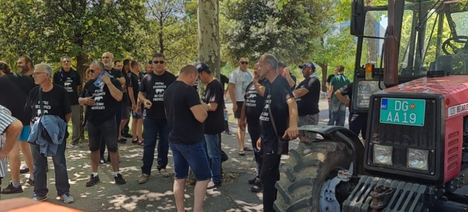 Mljekarima odobrena pomoć za jun i jul