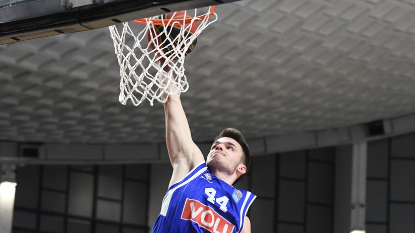 Žugić napustio Budućnost i prešao u Ulm