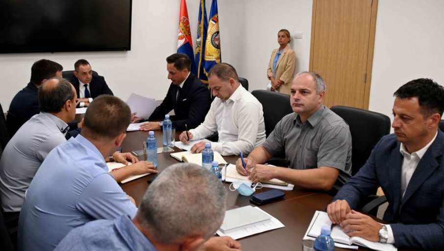 Vulin čestitao pripadnicima UKP: FBI nije učestvovao u razbijanju Belivukovog klana, neću dozvoliti da se srpska policija potcjenjuje