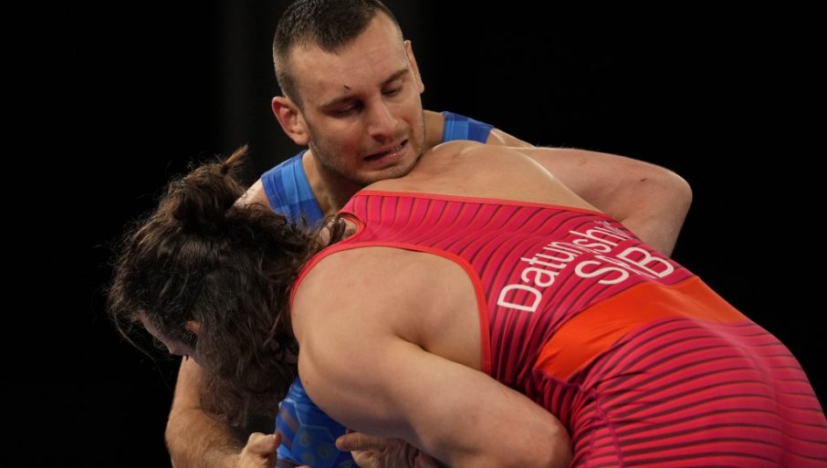 Svemoćnoj Srbiji još jedna medalja: Datunašvili savladao Hrvata ubedljivo!