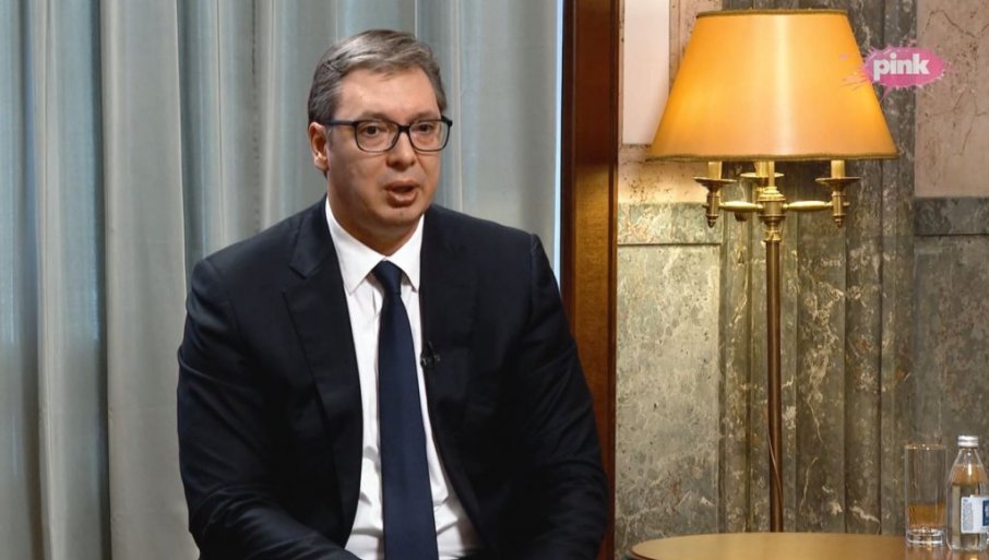 Vučić o histeriji protiv Srbije: Šta god da se desi u regionu mene optužuju, biće da sam kriv i za požare po Crnoj Gori!
