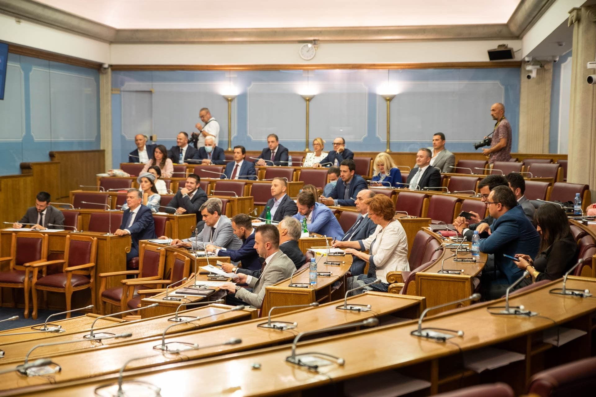Šta smo dočekali: Demokrate veličaju Slavka Perovića, koji je vrijeđao Mitropolita Amfilohija! (FOTO)