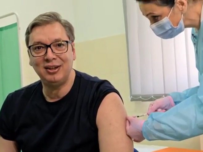 Vučić će primiti i treću dozu vakcine