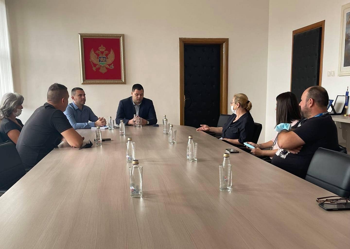 Kovačević primio porodice iz Krajine: Opština Nikšić i država Crna Gora moraju da poboljšaju svoj odnos prema njima