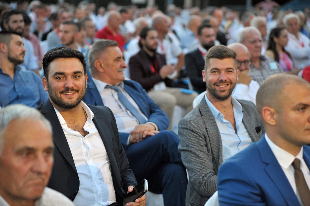 Kopitović odgovorio Jokiću: Sramno je da vrijeđate poslanika DF-a koji je robijao da bi se izborio za slobodu dok ste vi sjedjeli kući!