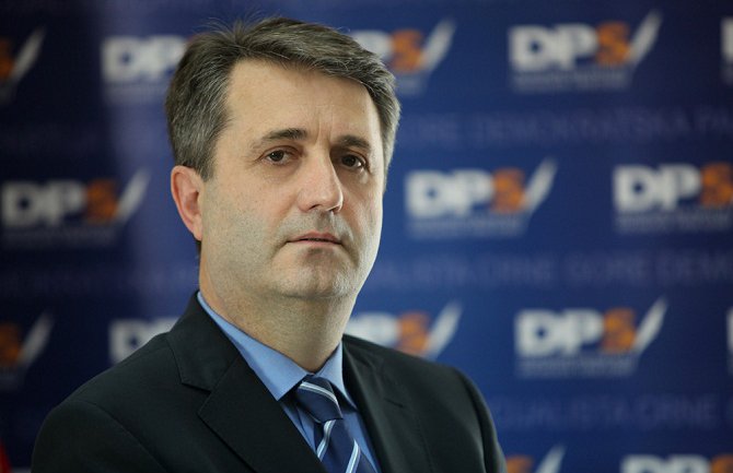 Nuhodžić: Krivokapić prekršio zakon, na sjednicu Vijeća za nacionalnu bezbjednost nije zvao zamjenika parlamentarnog Odbora za bezbjednost