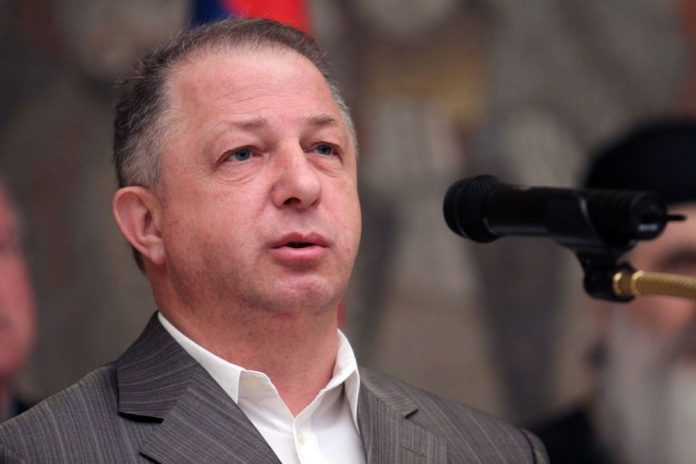 Šijaković o dešavanjima na Ivanovim koritima: Da li je Vlada Zdravka Krivokapića počela da primjenjuje propali zakon Mila Đukanovića koji je predviđao otimačinu vlasništva SPC?
