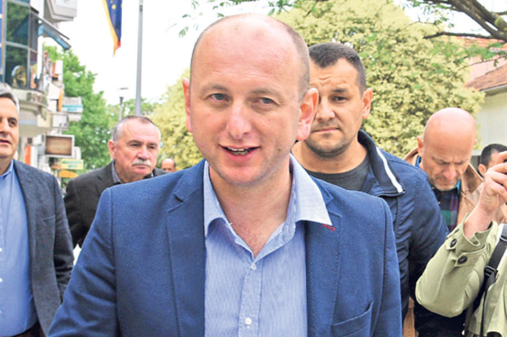 Knežević: Demokratski front je za ustoličenje mitropolita Joanikija na Cetinju!