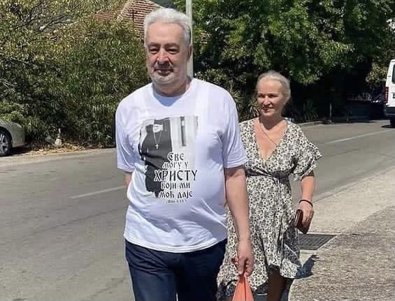 Nakon svake prevare Krivokapić „dokazuje“ koliki je vjernik: Dan nakon što je javnost saznala da je smanjio taksu Branu Mićunoviću, premijer se narodu predstavlja kao Hristov sluga!