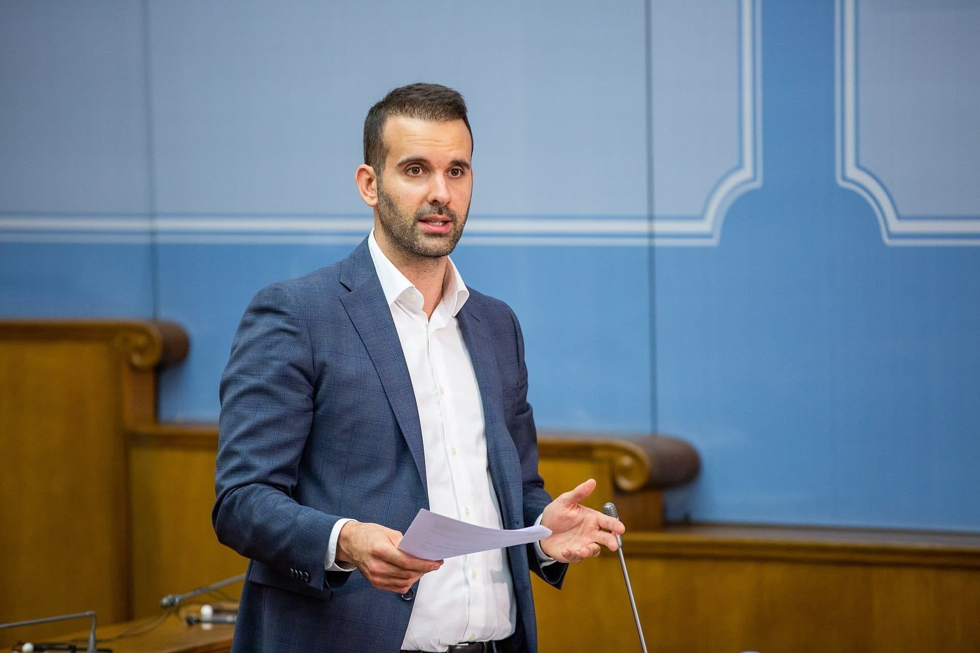 Sprema se prevara, ministar Bojanić bio protiv: Spajić hoće da preuzme sve državne firme, ovo ni DPS nije radio!