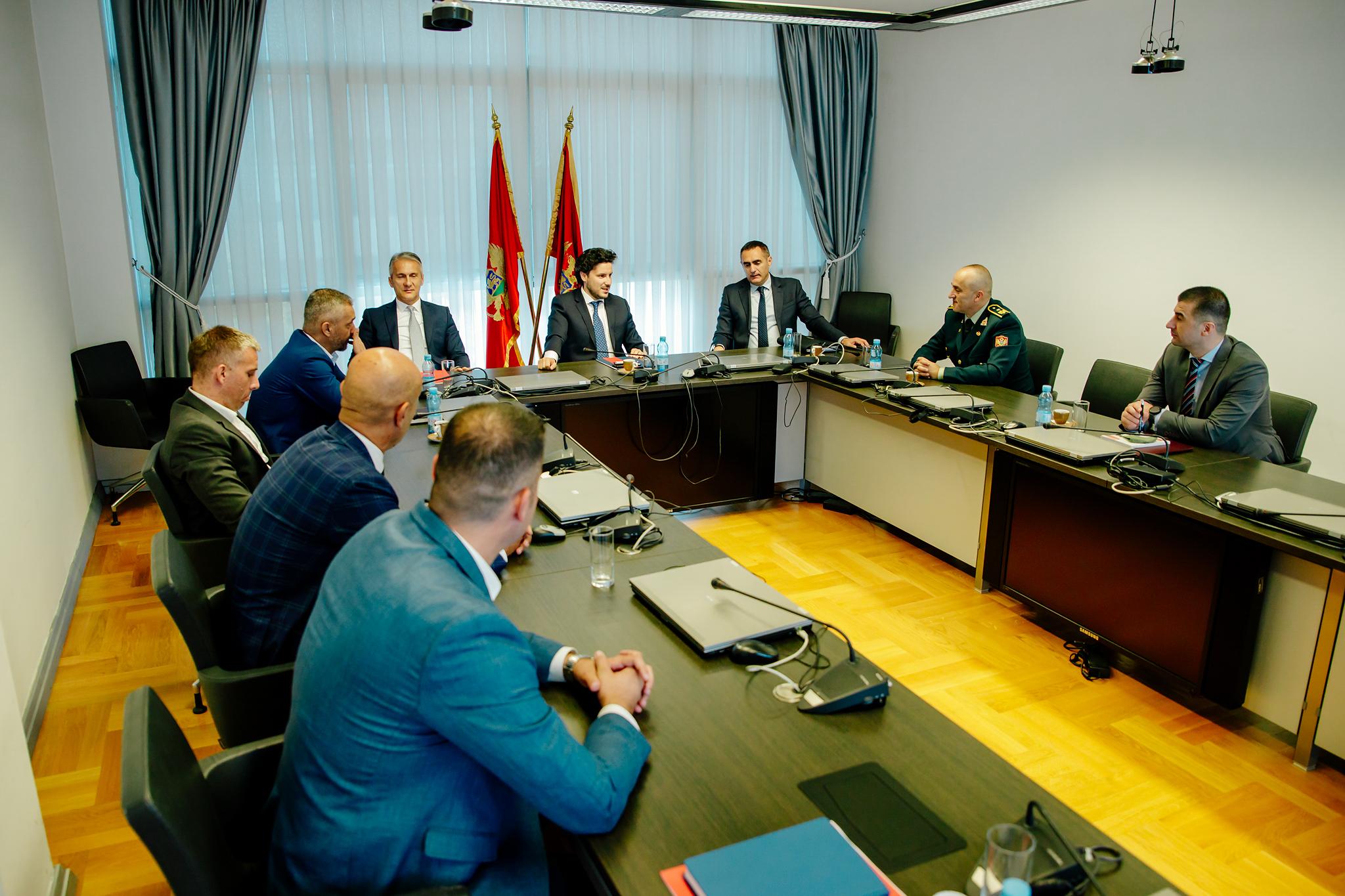 Biro za operativnu komunikaciju: Netačno je da su u toku zajedničke aktivnosti bezbjednosnih službi Crne Gore i Republike Srbije povodom ustoličenja Mitropolita Joanikija!