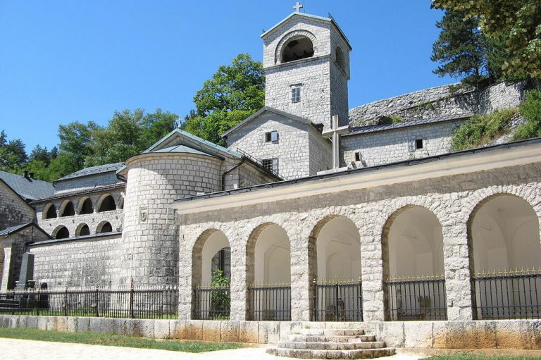 „Kriminalci planiraju teroristički akt na Cetinju“: Upozorenje advokata MCP Dalibora Kavarića