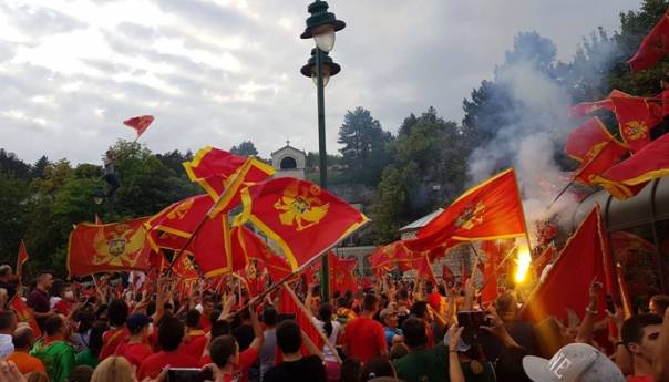 Nacionalist: SPREMA SE ZLO NA CETINJU, TVRDO JEZGRO DPS-a MOBILIŠE BATINAŠE KOSOVSKE ALBANCE I BOŠNJAKE IZ FEDERACIJE BIH
