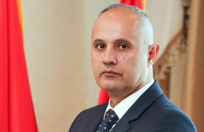 Nebuloze prvog čovjeka Cetinja: Ustoličenje mitropolita Joanikija vrijeđa religijska osjećanja pravoslavnih Crnogoraca!