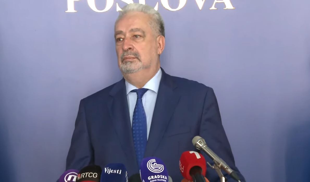 Krivokapić opet lagao javnost: Rekao da će ići bez obezbjeđenja na ustoličenje Mitropolita, a danas saopštio da neće da ide na Cetinje!