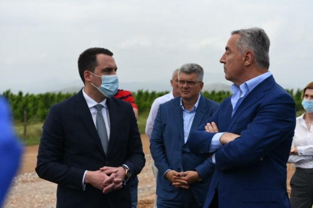 Tenzije u DPS-u: Ivan Vuković ipak popustio pod pritiscima Đukanovića, pa pozvao poslanike da idu na Cetinje