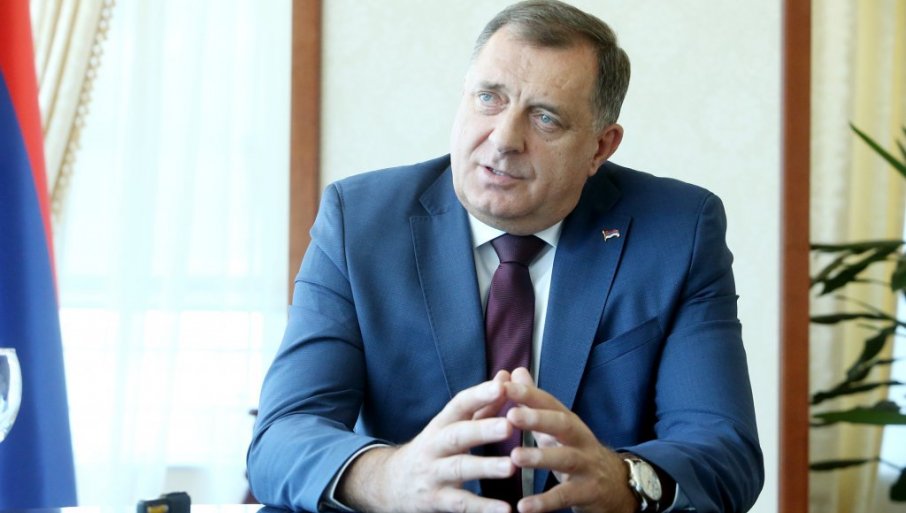 Dodik odgovorio Komšiću: Nije prebolio slom režima Mila Đukanovića, zato napada SPC