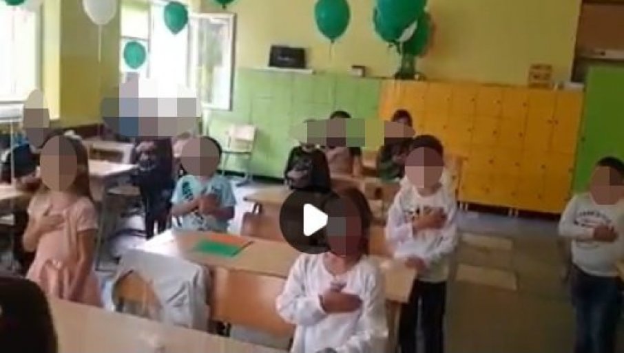Skandal u Novom Pazaru: Učiteljica puštala tzv. himnu Sandžaka „Ja sin sam tvoj“!