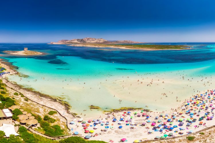 Sardinija poručuje turistima: Ne kradite naš pijesak, kazne do 3.000 evra