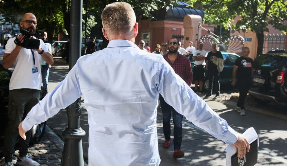 Zbog prijetnji i uvreda na Cetinju uhapšene dvije osobe, za dvije se traga