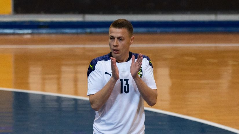 Srbija porazom počela SP u futsalu: Favorizovani Iran kaznio greške Orlova i rutinski slavio