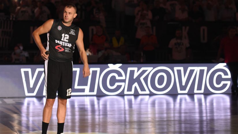 Arena se poklonila Novici, emocije eksplodirale: Hvala za deset nezaboravnih godina!