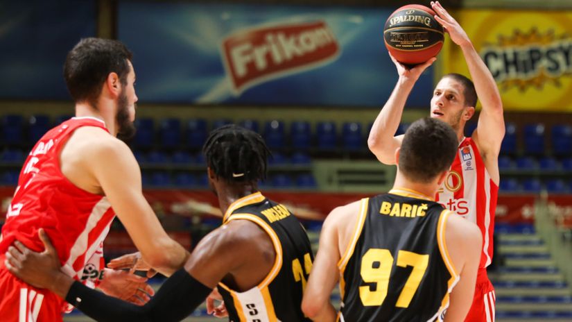 Zvezda odbranom samljela Split za +36