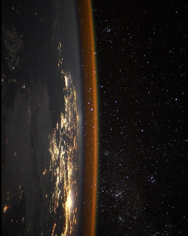 Astronaut uslikao „svjetlosnu borbu gradova i zvijezda“